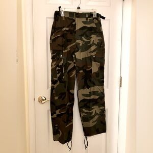 NWOT Northwest Territory Camo Pants